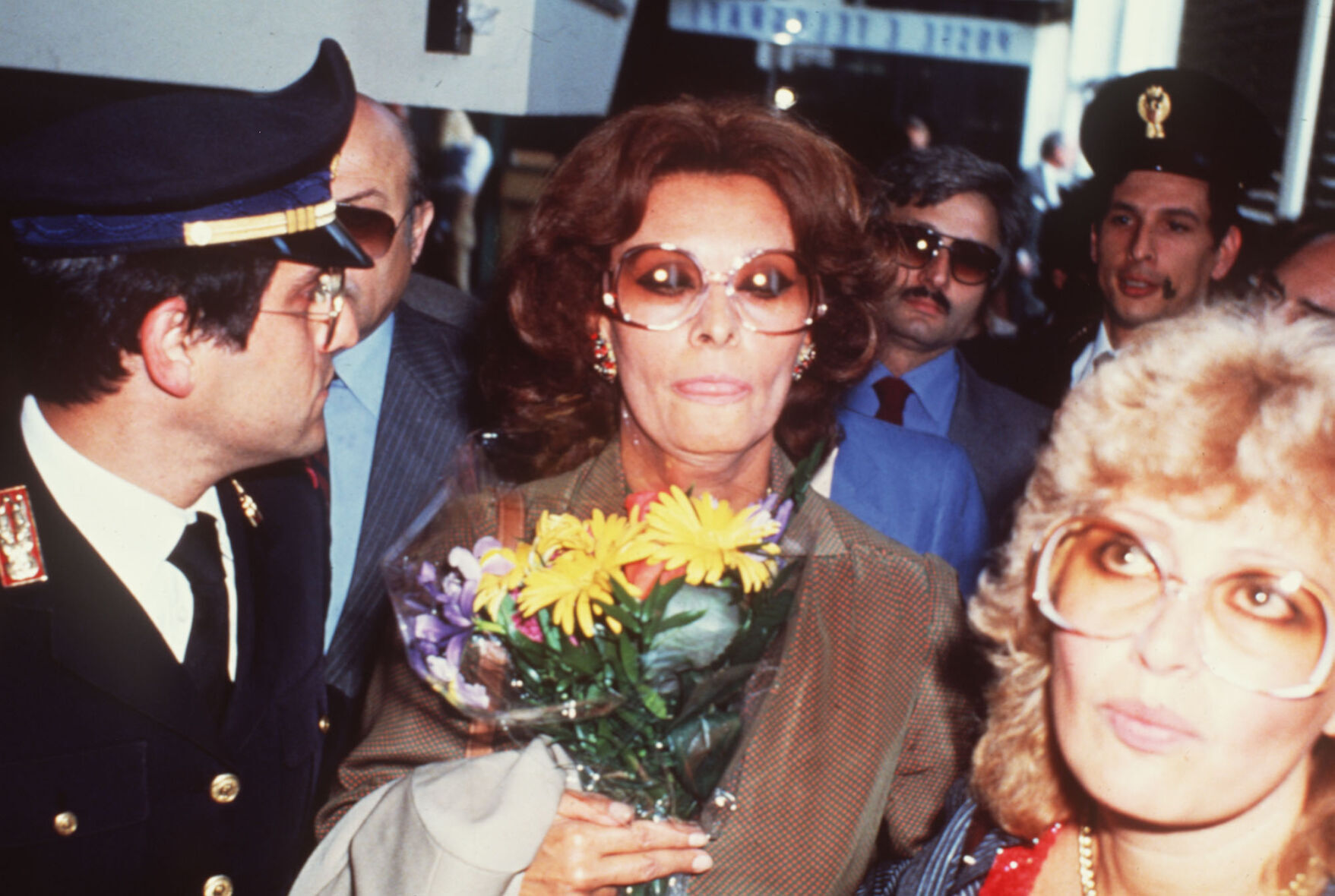 1982 LOREN